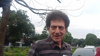 Ahmad Albar Kenang Donny Fattah, Bassist God Bless yang Disiplin dan Tak Pernah Tinggalkan Salat