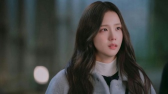 Visual Maksimal, Tapi Aktingnya Gimana? Pembuktian Jisoo di Boyfriend on Demand