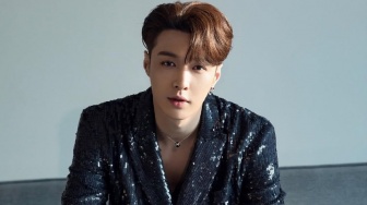 Bangga Pernah Kolaborasi, Lay EXO Turut Berduka atas Kepergian Vidi Aldiano