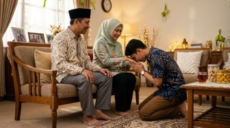 20 Kata-Kata Sungkem Bahasa Jawa kepada Orang Tua saat Lebaran yang Mudah Dihafal