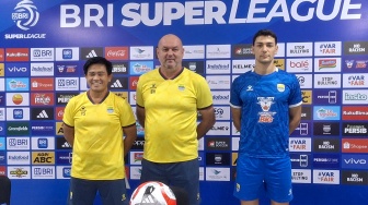 Persib Makin Komplet Jelang Lawan Persik, Bojan Hodak Optimistis Raih Kemenangan