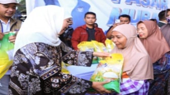 Jangan Panik Belanja Lebaran! Khofifah Pastikan Stok Terkendali Lewat Operasi Pasar Murah