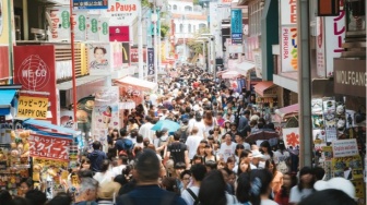 Overtourism Bahayakan Lingkungan? Ketika Jejak Karbonmu Lebih Berat dari Koper