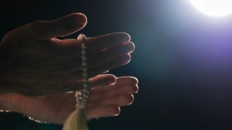 Doa 10 Malam Terakhir Ramadhan Lengkap, Sambut Malam Lailatul Qadar