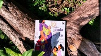 Karya Kang Maman: Gugatan atas Stigma Janda dan Kekuatan Cinta Seorang Ibu