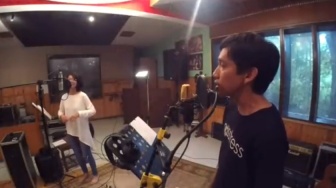 "Hidup Hanya Menunda Kekalahan": Jejak Filosofis Chairil Anwar dalam Aransemen Musik Banda Neira