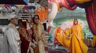 Ironi Sidoarjo: Rakyat Keluhkan Jalan Rusak, Pejabat Asyik Bukber Glamor