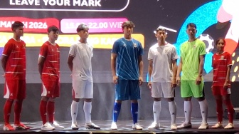 BREAKING NEWS! Ini Penampakan Jersey Baru Timnas Indonesia