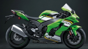 Gila! Kawasaki Ninja ZX-10R Diskon Nyaris Rp55 Juta, Harganya Bikin Bikers RI Iri