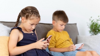 Anak Tantrum Karena Roblox Diblokir? Ini Strategi Agar Orang Tua Hadapi Krisis Digital Anak