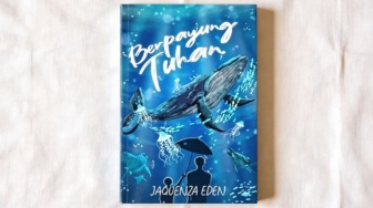 Lebih dari Sekadar Romantisasi Kematian: Review Novel Berpayung Tuhan