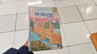 Memutus Rantai Toxic di Novel Hi Berlin 1998 Karya Wahyuni Albiy