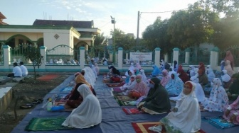 Sholat Ied atau Khutbah Dulu? Ini Hukum jika Tidak Mendengarkan Ceramah