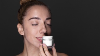 5 Rekomendasi Krim Malam untuk Mencerahkan Kulit dan Samarkan Noda Hitam