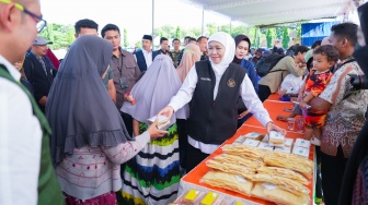 Gubernur Khofifah Gelar Pasar Murah ke-58 di Madiun, Pastikan Harga Terkendali dan Stok Aman