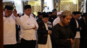 Bermunajat di 10 Hari Terakhir, Bupati Bogor Ajak Warga Perkuat Iman lewat Tahajud Berjamaah