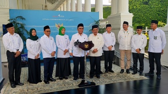 Prabowo - Gibran Zakat di Istana! Baznas Gaspol Kejar Target Rp60 Triliun Demi Berantas Kemiskinan