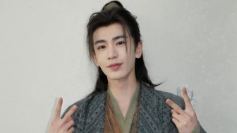 Zhang Linghe Rasis ke Asia Tenggara, Dracin Pursuit of Jade Tetap Melambung di Netflix