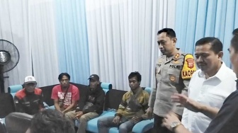 Antara Hidup dan Mati di Yahukimo: Kepulangan Pilu Lima Warga Sumedang yang Terjebak Janji Palsu