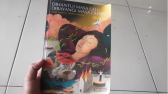 Menjinakkan Hantu di Kepala: Cara Berdamai dengan Kemarin dan Nanti