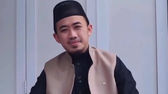 Ustaz Syam Terseret Dugaan Pelecehan, Arie Untung Ingatkan Jejak Digital