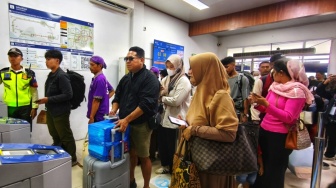 Antrean KA Bandara di Stasiun Jogja Membludak, Angkut 637 Ribu Pemudik