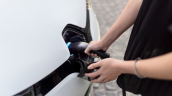Daftar Lokasi Rest Area yang Punya SPKLU Fast Charging untuk Mobil Listrik