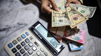 Digilas Harga Minyak Dunia, Nilai Tukar Rupiah Terus Lemas