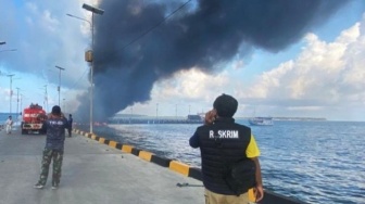 Kapal Pengangkut Kebutuhan Pokok Ludes Terbakar di Selayar, 2 ABK Tewas
