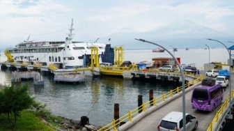 Penyebab Antrean Puluhan Kilometer Menuju Pelabuhan Gilimanuk Jelang Nyepi