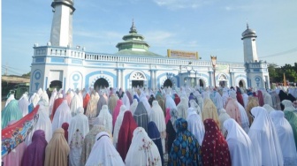 Bolehkah Wanita Haid Hadir di Masjid saat Sholat Ied Idulfitri? Ini Penjelasannya