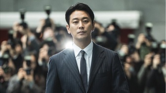 Tolak Inside Men, Ju Ji Hoon Pertimbangkan Tawaran Drama Ambisius Buy King