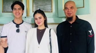 Ahmad Dhani Pilih Lokasi Prewedding El Rumi, Kenapa Dikritik Terlalu Ikut Campur?