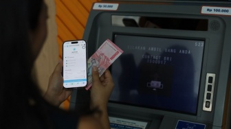 Gak Perlu Panik Cari Kartu ATM, Kini Tarik Tunai Saldo Digital Makin Praktis Jelang Lebaran