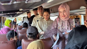 Shandy Purnamasari dan Gilang Widya Pramana Berangkatkan Mudik Gratis untuk Perempuan Pejuang Nafkah