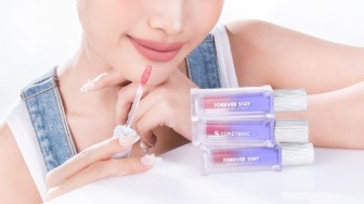 Rahasia Bibir "No-Touch-Up" Saat Lebaran: Somethinc Rilis Lip Matte Anti Kering yang Tahan Lama
