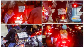 Kolase foto kertas berisi pesan-pesan terpasang dibelakang kendaraan pemudik motor yang melintas di Jalan Inspeksi Kalimalang, Bekasi, Jawa Barat, Rabu (18/3/2026). [Suara.com/Alfian Winanto]