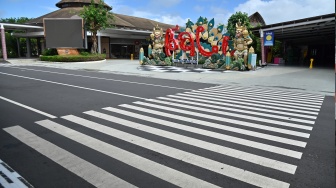Suasana Terminal Domestik Bandara I Gusti Ngurah Rai lengang saat Hari Raya Nyepi tahun Saka 1948 di wilayah Desa Adat Tuban, Badung, Bali, Kamis (19/3/2026). [ANTARA FOTO/Fikri Yusuf/wsj]