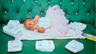 Bikin Wangi dan Terasa Lembut di Kulit, Bedak Bayi Berisiko Ganggu Paru-paru Nanti