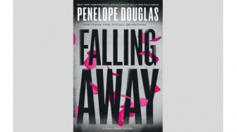 Ulasan Novel Falling Away, Pertarungan Melawan Ego dan Rasa Bersalah