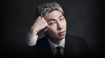 RM BTS Cedera Pergelangan Kaki, Agensi Batasi Aktivitas di Konser Comeback