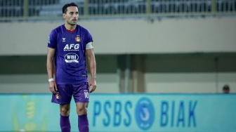 Tunjukkan Performa Memukau, Ezra Walian Layak Comeback ke Timnas Indonesia!