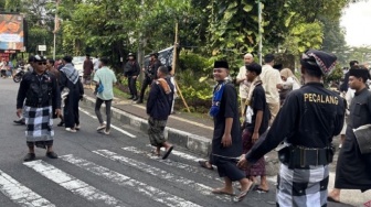 Shalat Idul Fitri di Bali Dibantu Pecalang: Bukti Nyata Hidup Rukun di Tanah Dewata