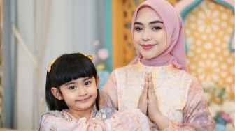 Ria Ricis Akui Kesepian Jalani Idulfitri Cuma dengan Moana