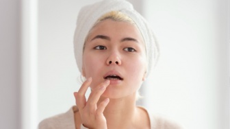 Bibir Kering dan Pecah-Pecah? Ini 4 Lip Serum Vitamin E yang Layak Dicoba