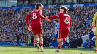 Liverpool Tumbang di Markas Brighton, Ini Dalih Arne Slot