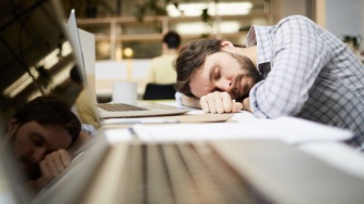 Bangkit dari Post Holiday Blues Usai Mudik Lebaran: 7 Cara Cerdas Balik ke Realita Tanpa Drama