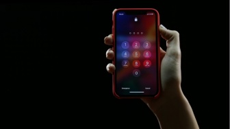 HP Panas Padahal Gak Main Game? Waspada, Mungkin Ada "Tamu Tak Diundang" Lagi Ngintip