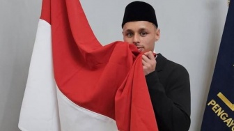 Dean James Masih Terdaftar sebagai Warga Negara Belanda