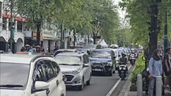 Targetkan 675 Ribu Pengunjung, Kawasan Malioboro Masih Dipadati Ribuan Wisatawan pada H+4 Lebaran